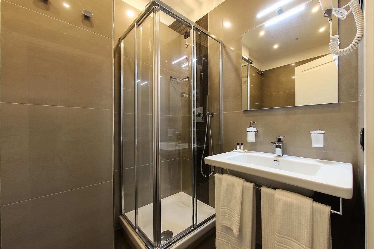 Superior Triple Room,635483073:JPEG